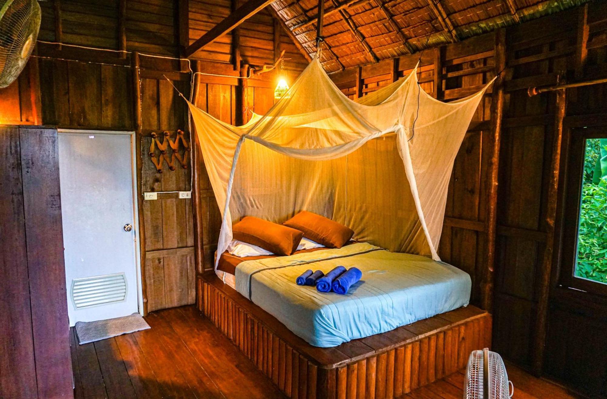 Tha Khao Bay View Bungalow Ko Yao Noi Exterior photo